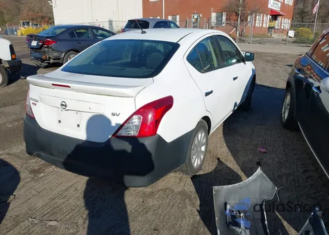 2018 Nissan Versa 1.6 Sv z USA, uszkodzony, nr VIN 3N1CN7AP3JL859125